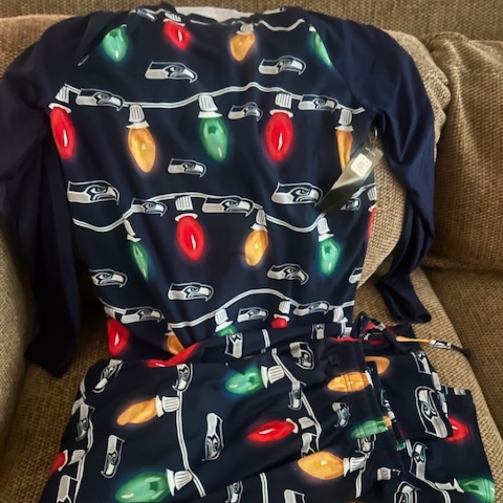 Seahawks Concept Sport Garland Knit Raglan Long sleeve Top and pants Set